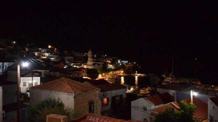 Occasus Room Comfort Chalki Town Luaran gambar